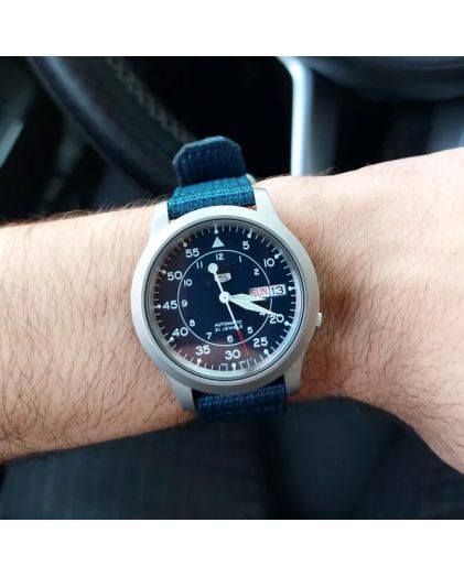 Часы SEIKO SNK807K2