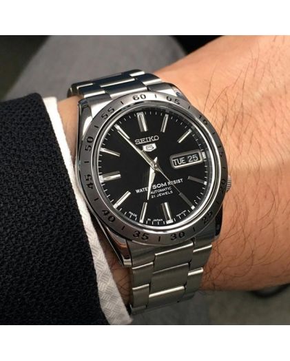 Часы SEIKO SNKE01J1
